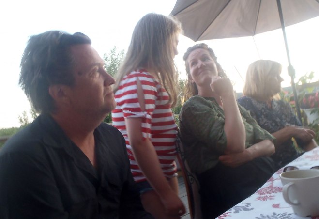 Kusin Niklas, Engla, Bronwyn, Ingrid.