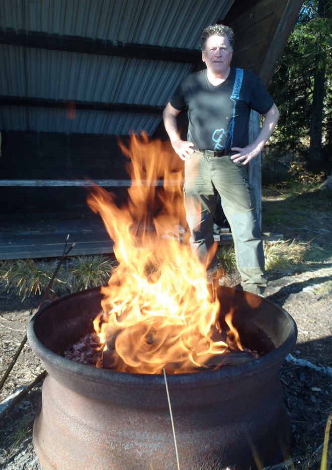 Vi kunde grilla i kortärmat. We could grill in short sleeves.