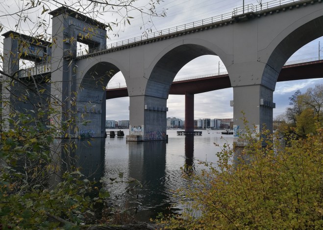 Gamla och nya Årstabron