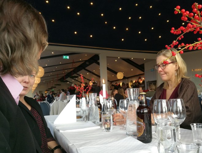 Julbord under stjärnhimmel på Solliden