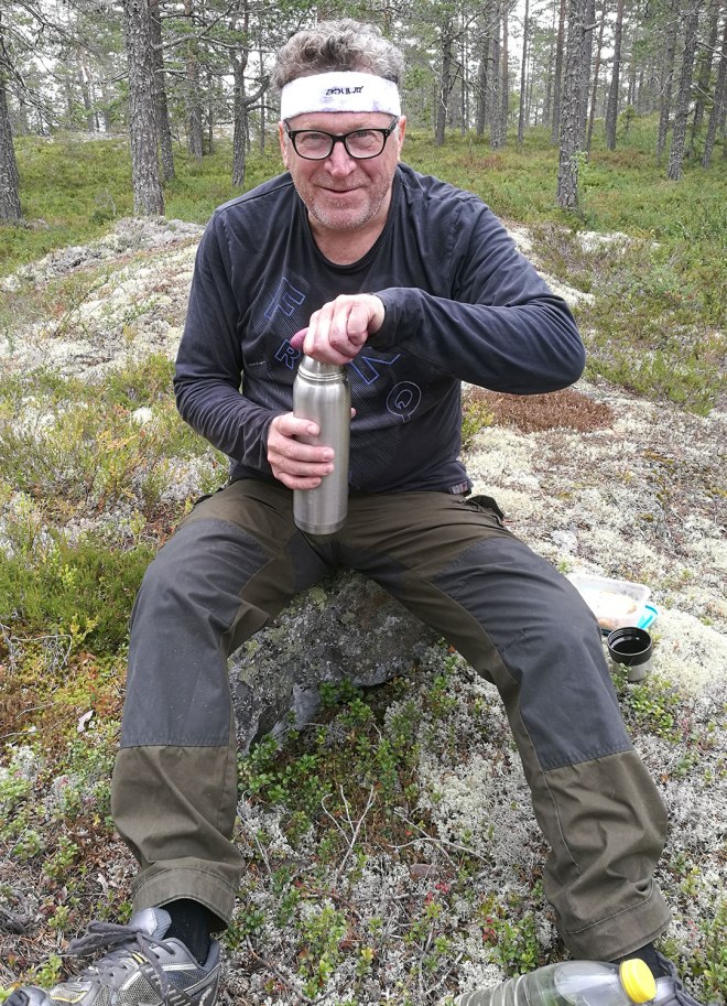 Sigge fikar i skogen