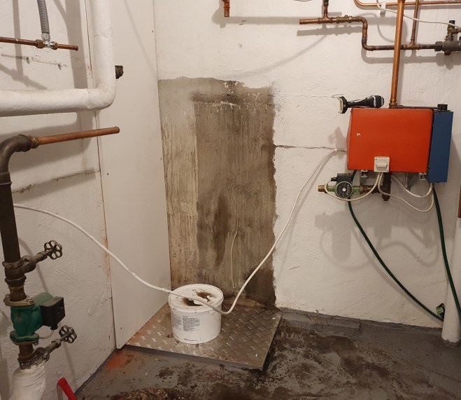 Plåtskiva på plats