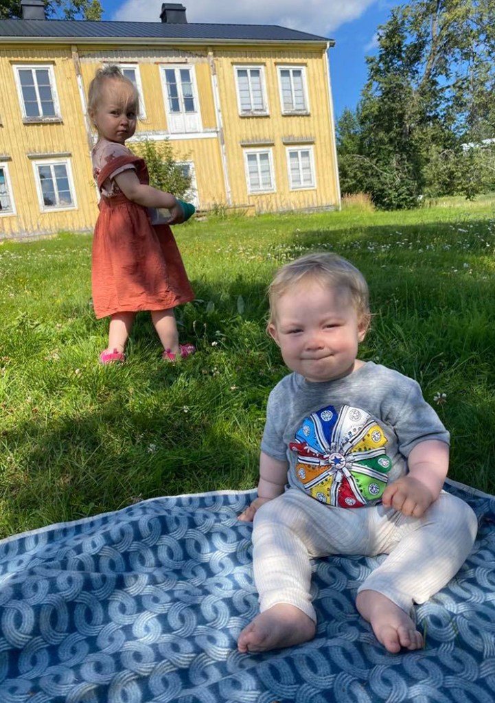Ebba och Ludvig i Arklo.