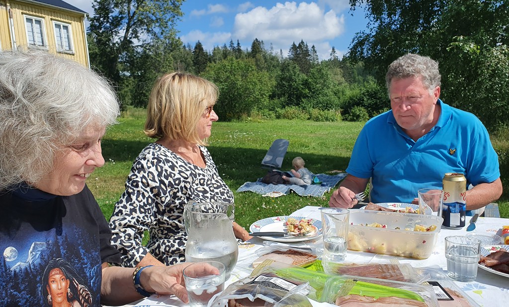 Lunch utomhus.