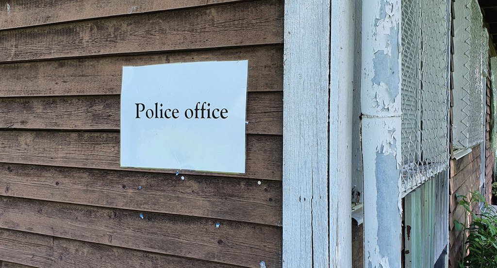 Poliskontor.