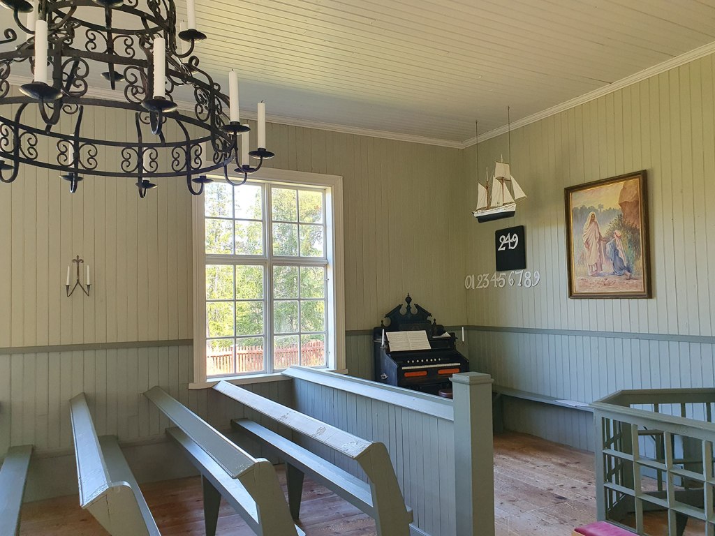 Berghamns kapell, orgel.