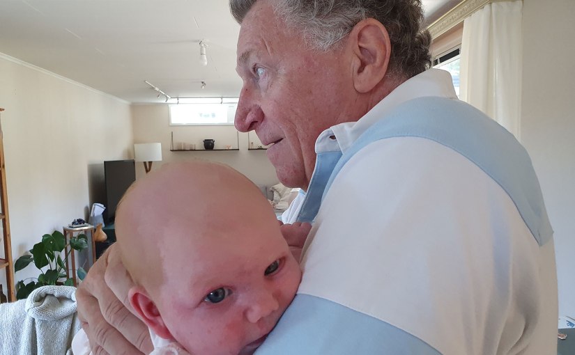 Besök hos senaste barnbarnet, Selma/Visit to the newest grandchild,&nbsp;Selma